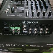 Mackie Onyx 8 keverőpult