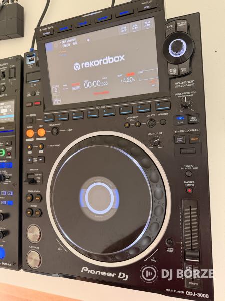 2db CDJ-3000, 1db DJM-A9 szett