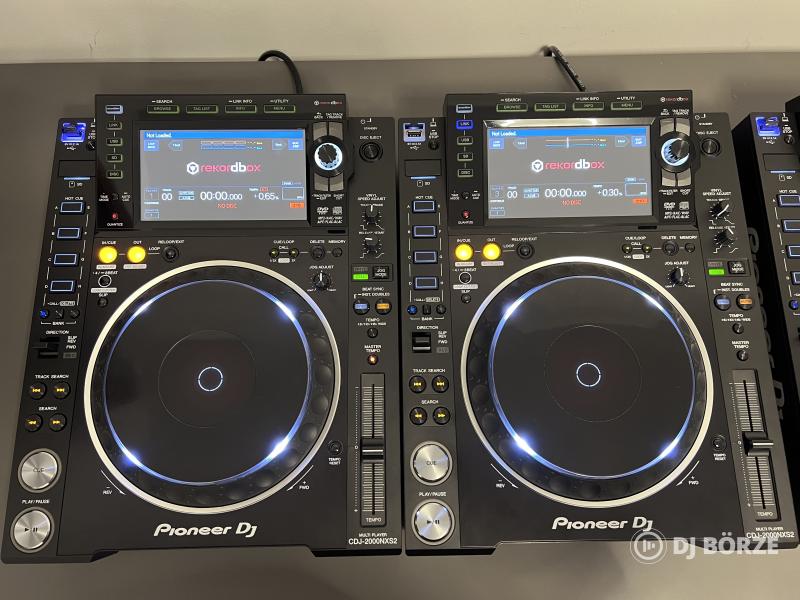 Pioneer CDJ 2000 NXS2 lejátszó pàr