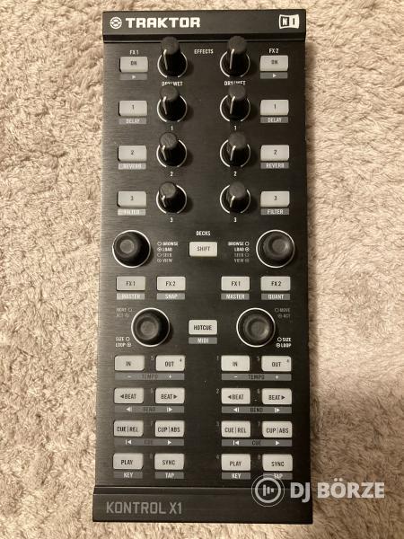 Eladó Pioneer DDJ400 + Traktor X1 + állvány