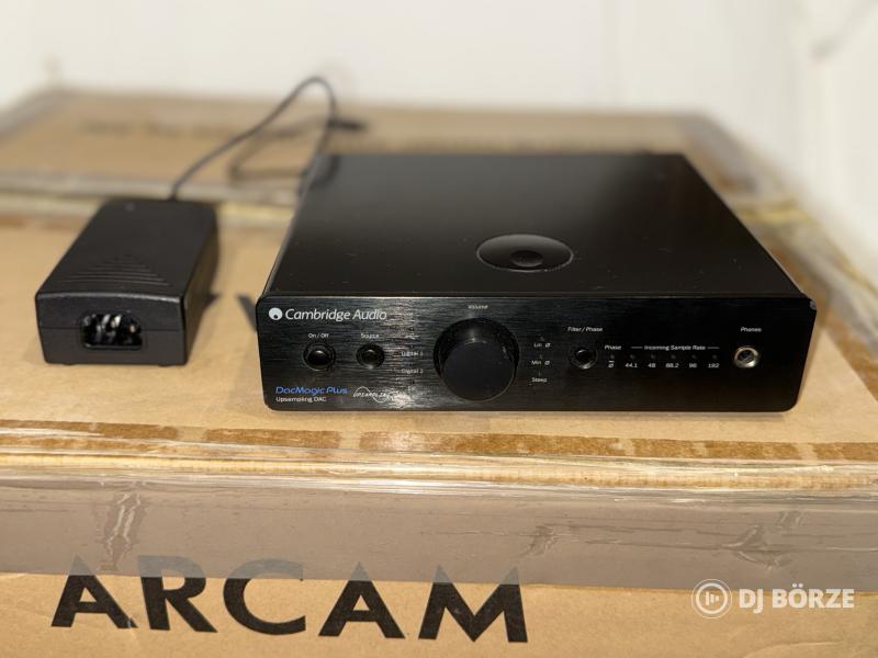 Cambridge Audio DacMagic Plus digitális-analóg átalakító (DAC) és előerősítő.