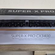 Behringer cx-3400 v2. Hangváltó