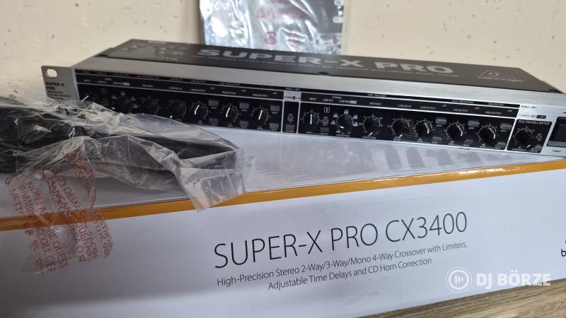 Behringer cx-3400 v2. Hangváltó