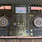 Pioneer XDJ-RX2 gyári Pioneer táskában