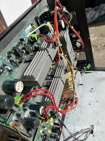 Trace Acoustic PA 12-2/300, 2x300W biamp keverőerősítő