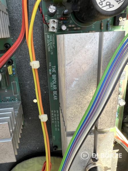 Trace Acoustic PA 12-2/300, 2x300W biamp keverőerősítő