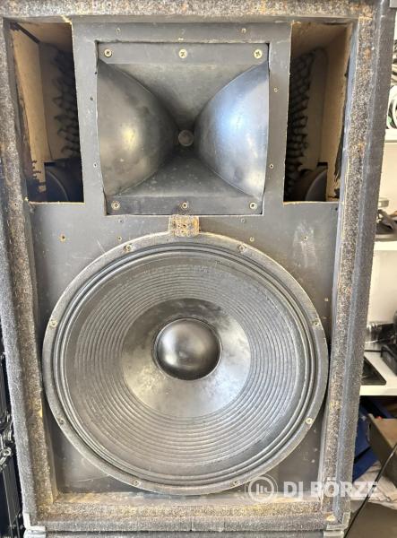 4 db Fábi István által készített hangfal (18" + birad driver)