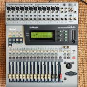 YAMAHA 01V digitális mixer + bővítő kártya + kábelek