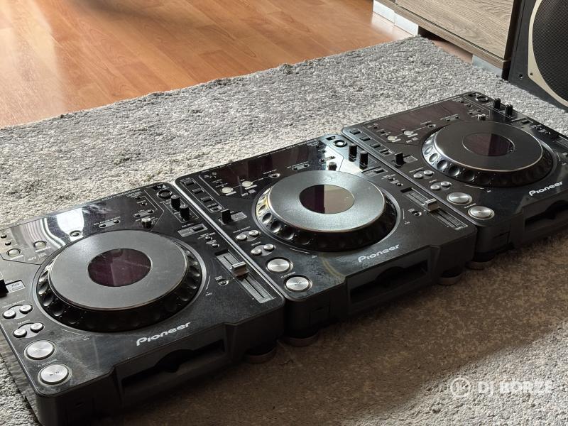 3db Pioneer cdj 1000 mk 3 egyben!