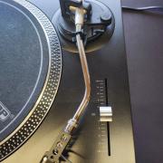 Eladó Reloop RP1000Mk2 lemezjátszó