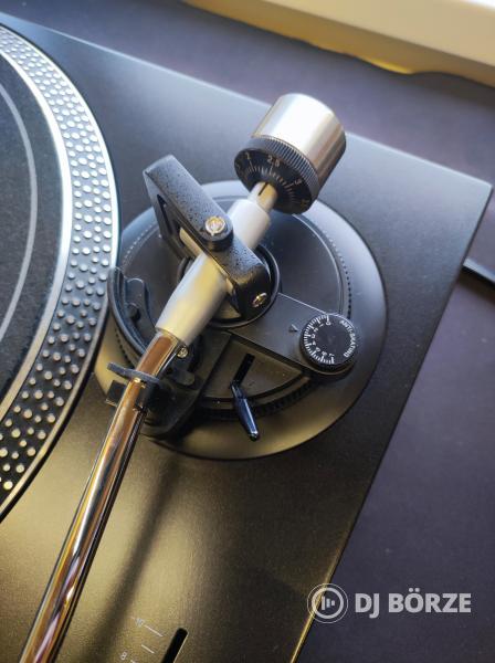 Eladó Reloop RP1000Mk2 lemezjátszó