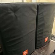 4db JBL EON 615 aktív hangfal gyári huzattal, kábelekkel és 2db FBT 18"sub