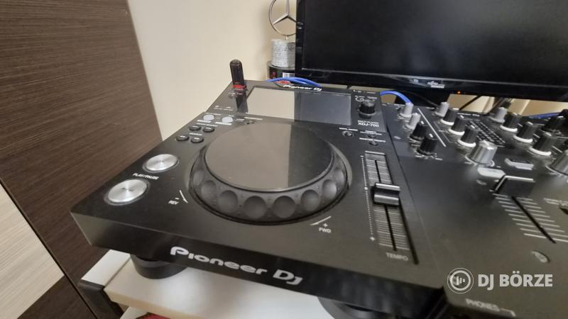Pioneer keverőpult