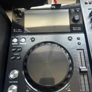 Eladó dj szett - 2 db Pioneer XDJ 700 - Allen & Heath Xone43 - Sennheiser HD25 stb.