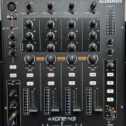 Eladó dj szett - 2 db Pioneer XDJ 700 - Allen & Heath Xone43 - Sennheiser HD25 stb.