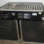 BELL Audio MRC 16 power mixer , 2 db. 15" hangfal HIBÁS