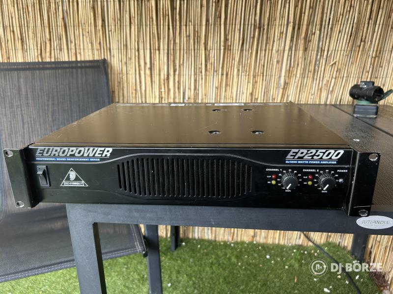 Behringer EP 2500 végfok, erősítő