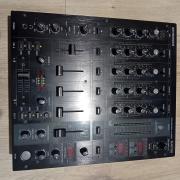 Behringer djx 750