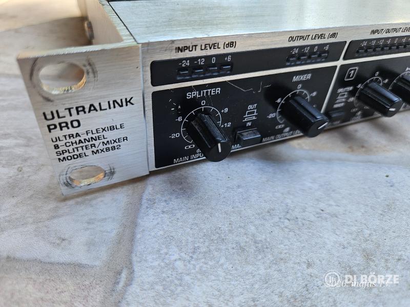Behringer Ultralink Pro MX882