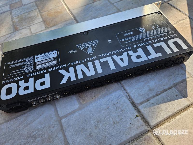 Behringer Ultralink Pro MX882