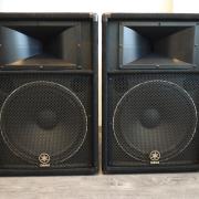 Yamaha S115 hangfal + hangfal állvány