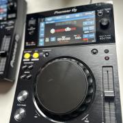 Pioneer XDJ-700 pár eladó
