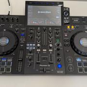 Pioneer XDJ-RX3 (XDJ RX3)