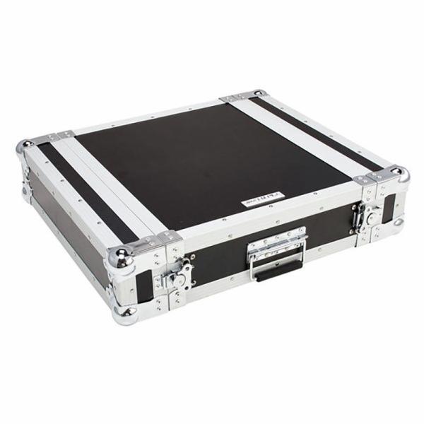Új Flyht Pro 2U Rack - elől, hátul sin