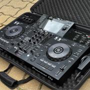 Pioneer XDJ RR kontroller + UDG hordtáska