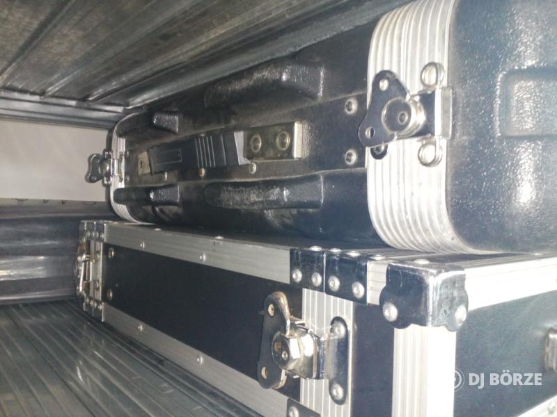 1db 2U magas rack