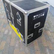 2db Tároló/szállító konténer