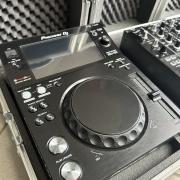 Pioneer XDJ-700 + DJM-450 rackelve