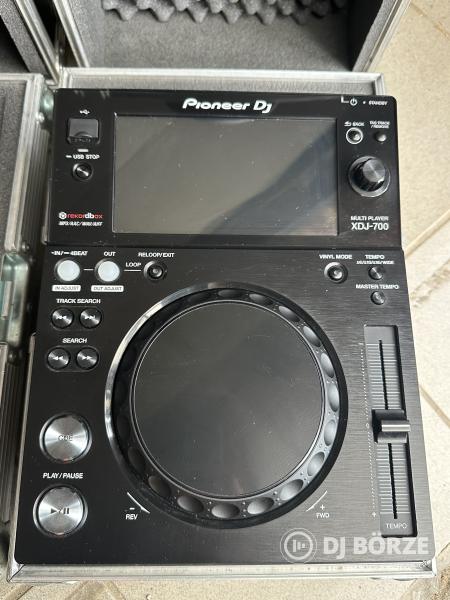 Pioneer XDJ-700 + DJM-450 rackelve