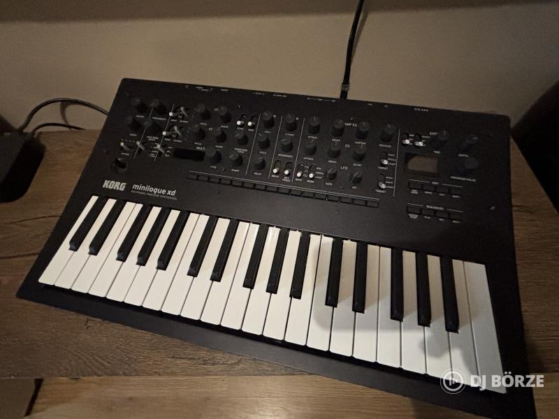 Korg minilogue xd, Dobozos, Garis