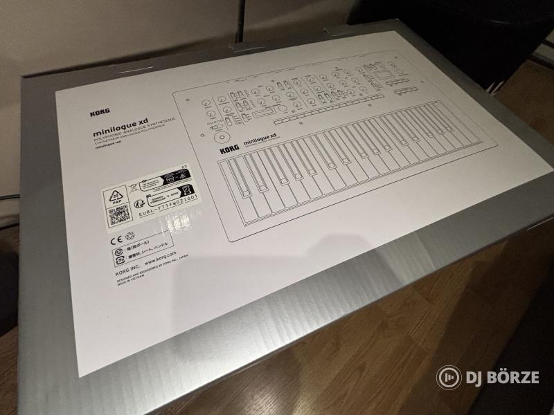 Korg minilogue xd, Dobozos, Garis