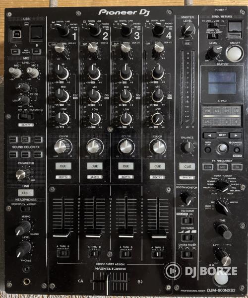 Pioneer DJM900 NXS2 nagyon szép állapot (fóliázott, rack-ben tárolt), hibátlan működés