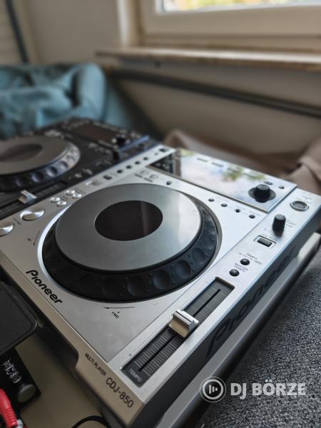 CDJ 850