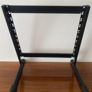 10U Asztali Rack Stand Állvány + 2db  1U Takarólap