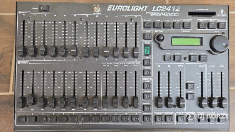 Komplett halogén színpadi fényszett – PAR lámpák, Behringer dimmer, fénykeverő
