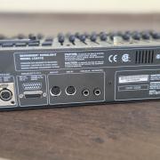 Komplett halogén színpadi fényszett – PAR lámpák, Behringer dimmer, fénykeverő