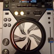 Pioneer CDJ 400 1 db nagyon szép állapotban dobozában
