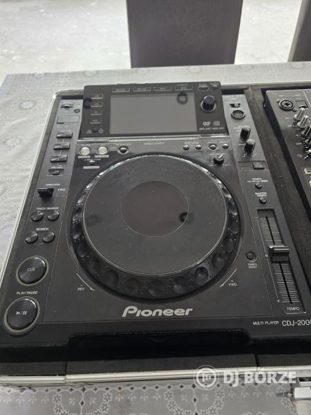 Pioneer cdj 2000