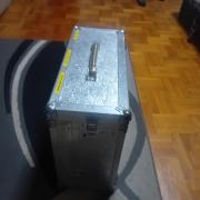Eladó 1db mikrofonos rack es egy fénypult rack