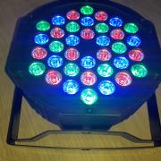 20db Led Par 56 RGB 36x3w(magyar leírással) Bp.Győr !(Régi retró fényeket is beszámítok)