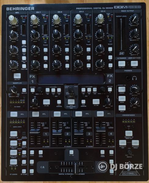 Behringer DDM4000 digitális DJ keverő