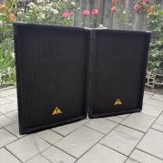 Behringer Eurolive B1520 hangfal