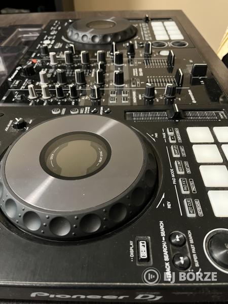 Pioneer DDJ 800 + Decksaver