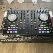 Traktor Kontrol S4 MK2 + Traktor Pro 2 + Magma táska