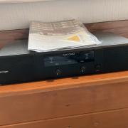 Behringer NX1000 erősítő