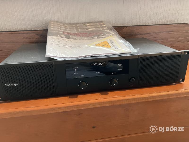 Behringer NX1000 erősítő
